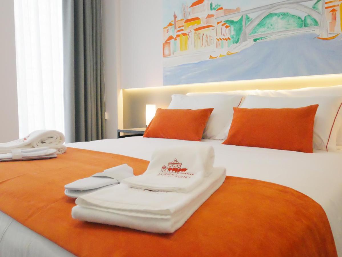 Serra Do Pilar Porto Suites 加亚新城 外观 照片