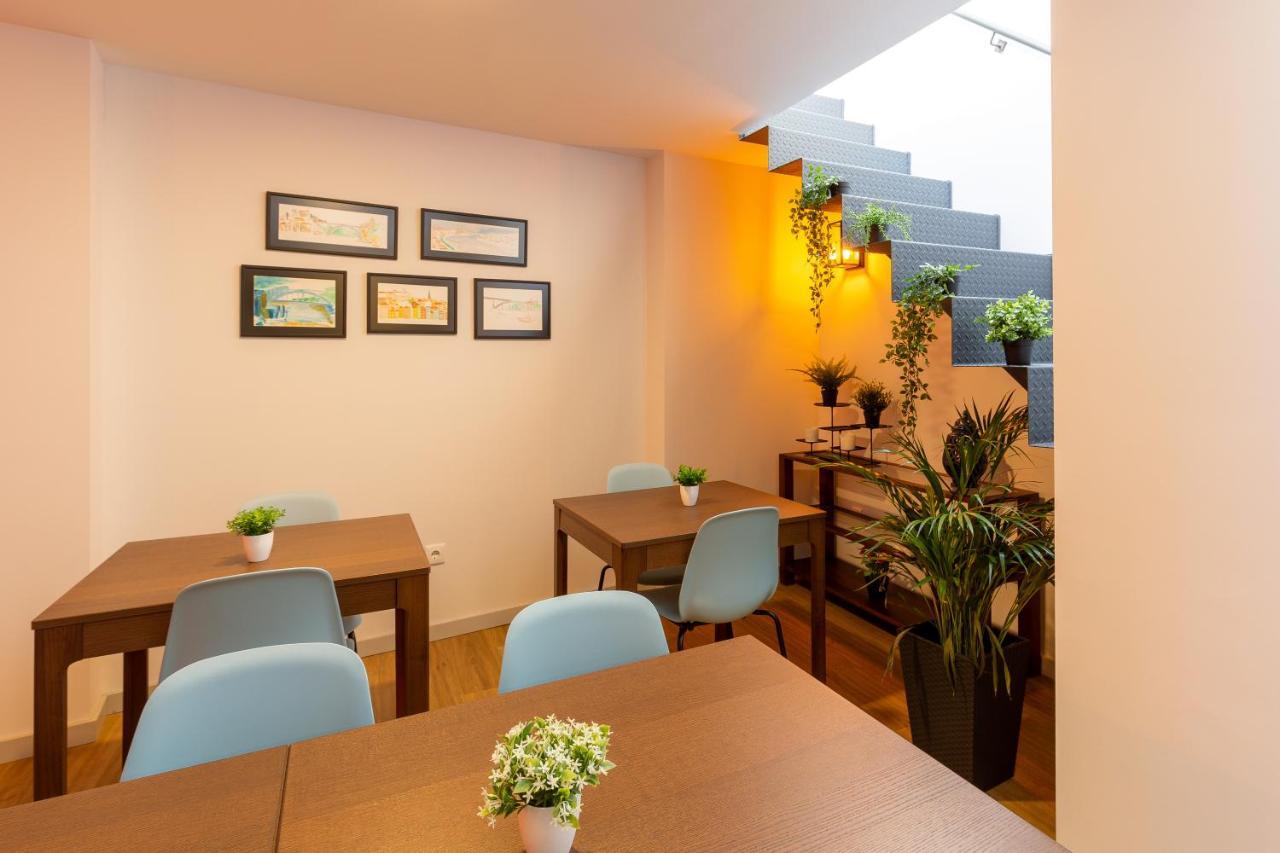 Serra Do Pilar Porto Suites 加亚新城 外观 照片